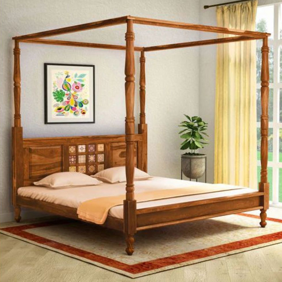 HRAY SOLID WOOD POSTER BED IN HONEY FINISH